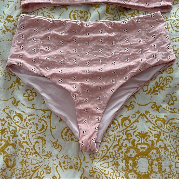 Dippin Daisys Pink Eyelet Bikini - Picture 4 of 5